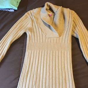 Derek Heart Sweater